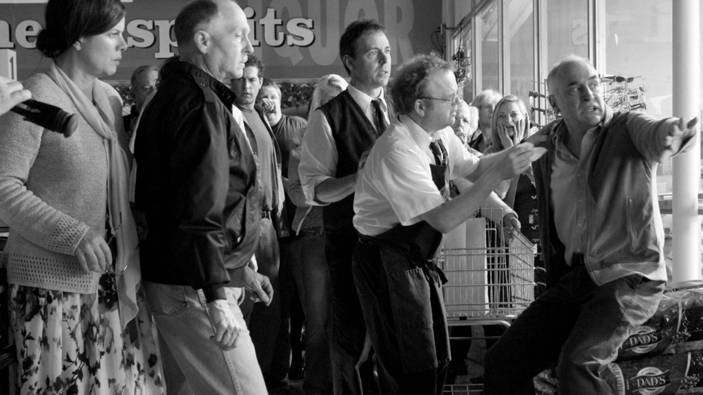 The Mist 2007 movie still 1