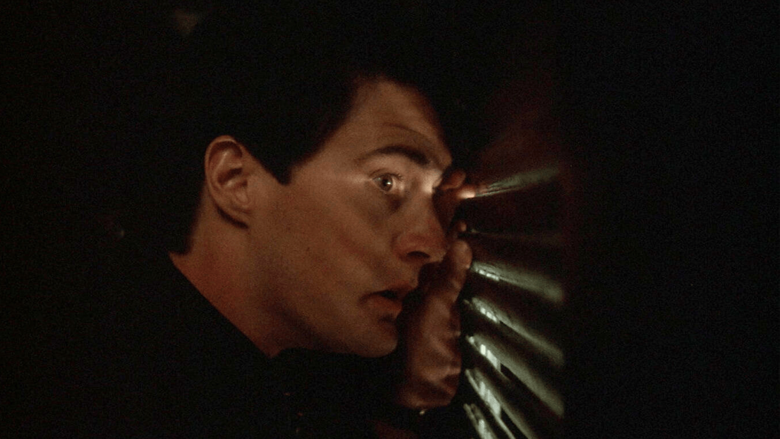 Blue Velvet movie still