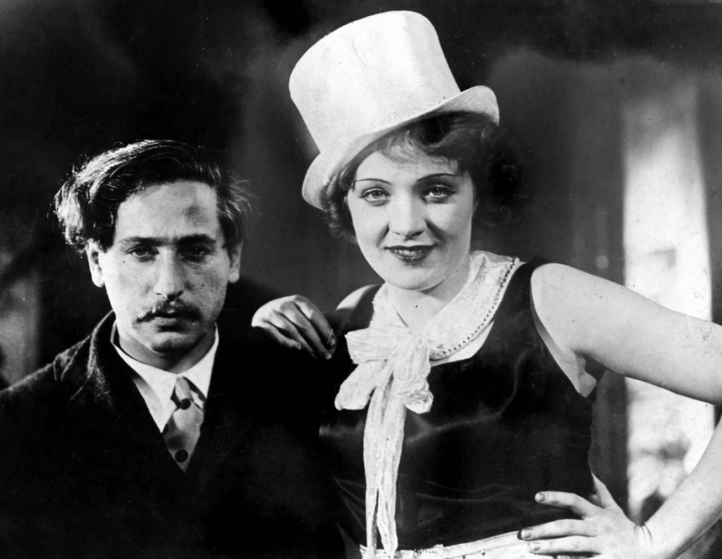 The Blue Angel movie still 9.jpg