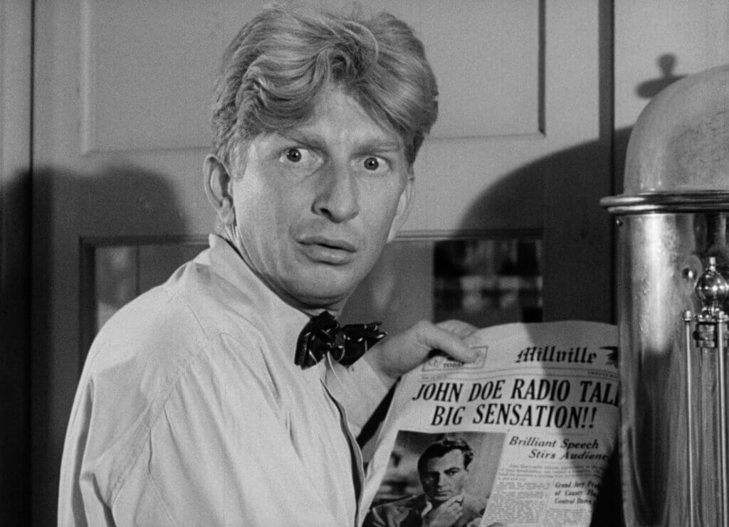 Meet John Doe movie still 3