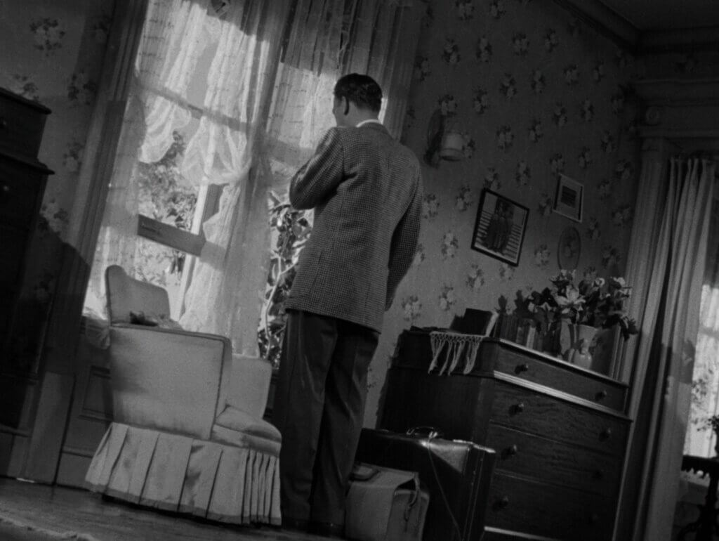 Shadow of a Doubt movie still 5