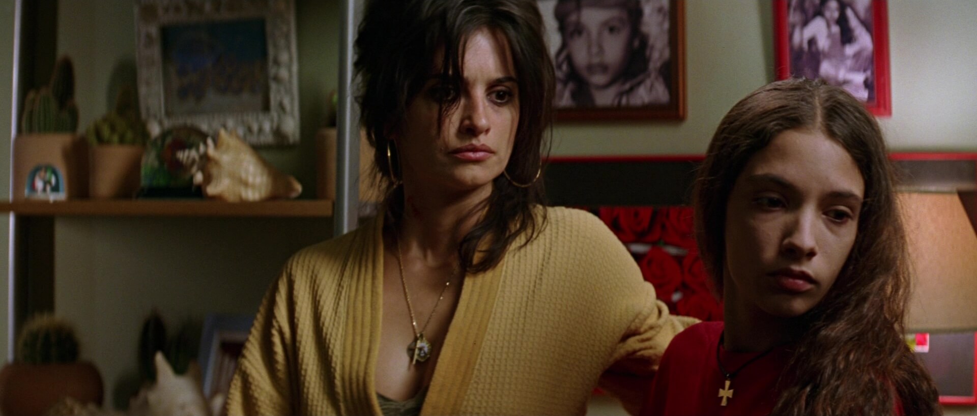 Volver (2006) | The Definitives | Deep Focus Review